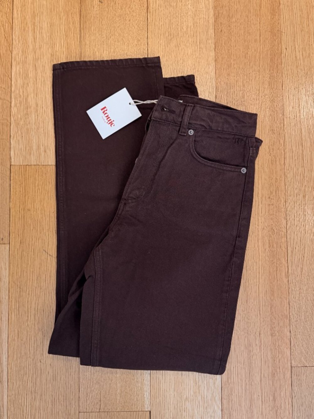 NWT $210 Rouje Chocolate regular-waisted straight-cut jeans - Picture 4 of 6